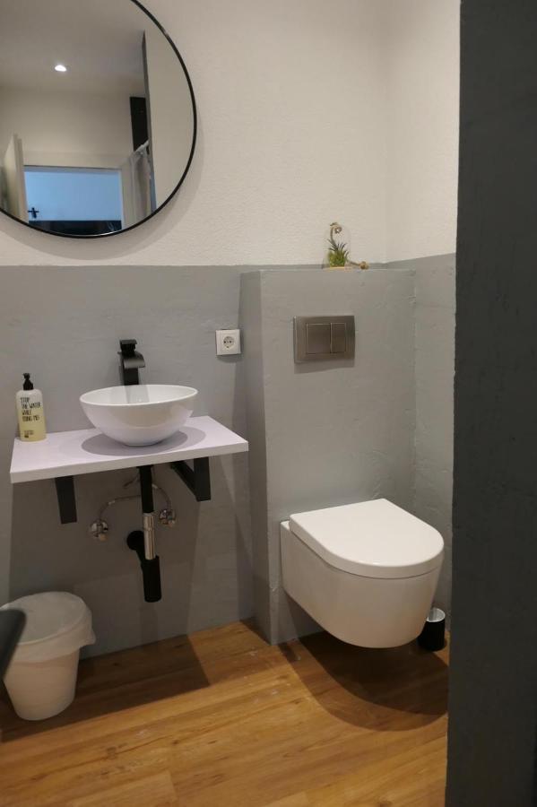 Mösern Nest'L Appartements & Zimmer מראה חיצוני תמונה