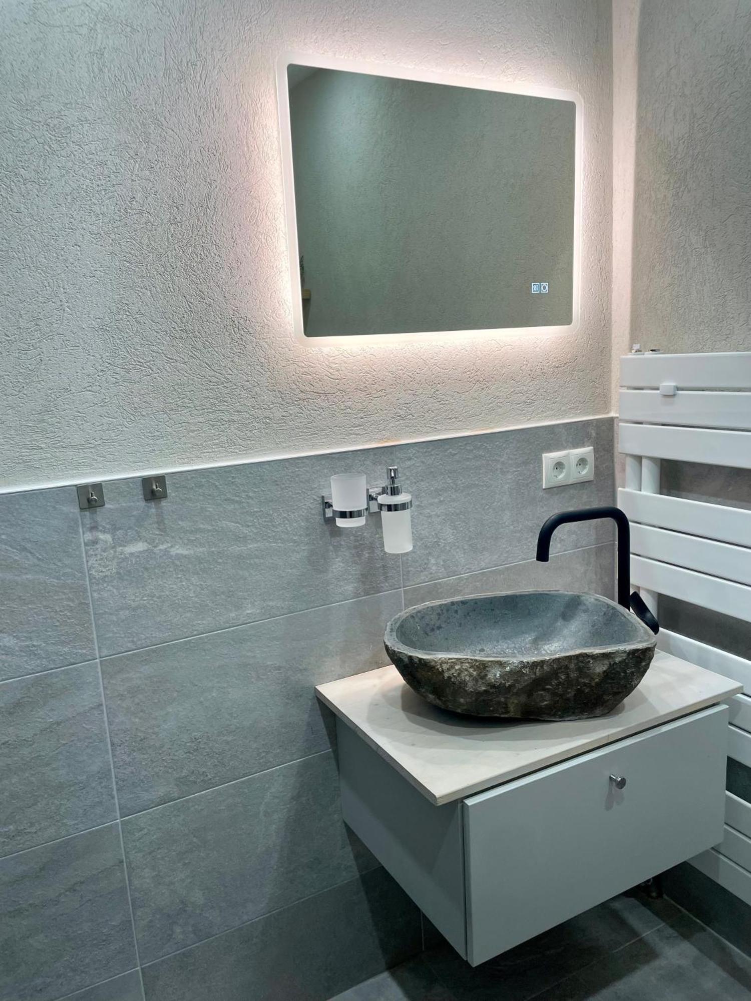 Mösern Nest'L Appartements & Zimmer מראה חיצוני תמונה